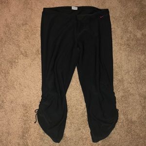 Nike Capri